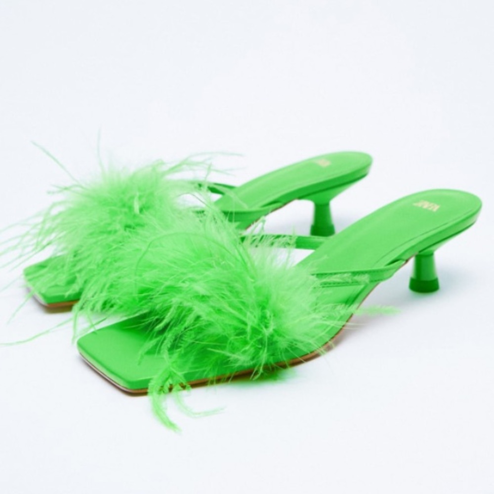 Zara green leather kitten heel sandals with feathers